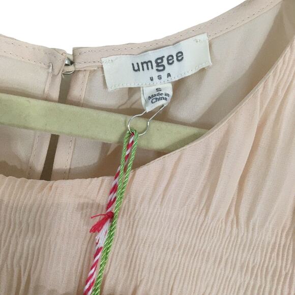 NWT Umgee Pleated Ruffled Tiered Bell Sleeve Top Chiffon Flowy Champagne Pink S - Picture 10 of 15